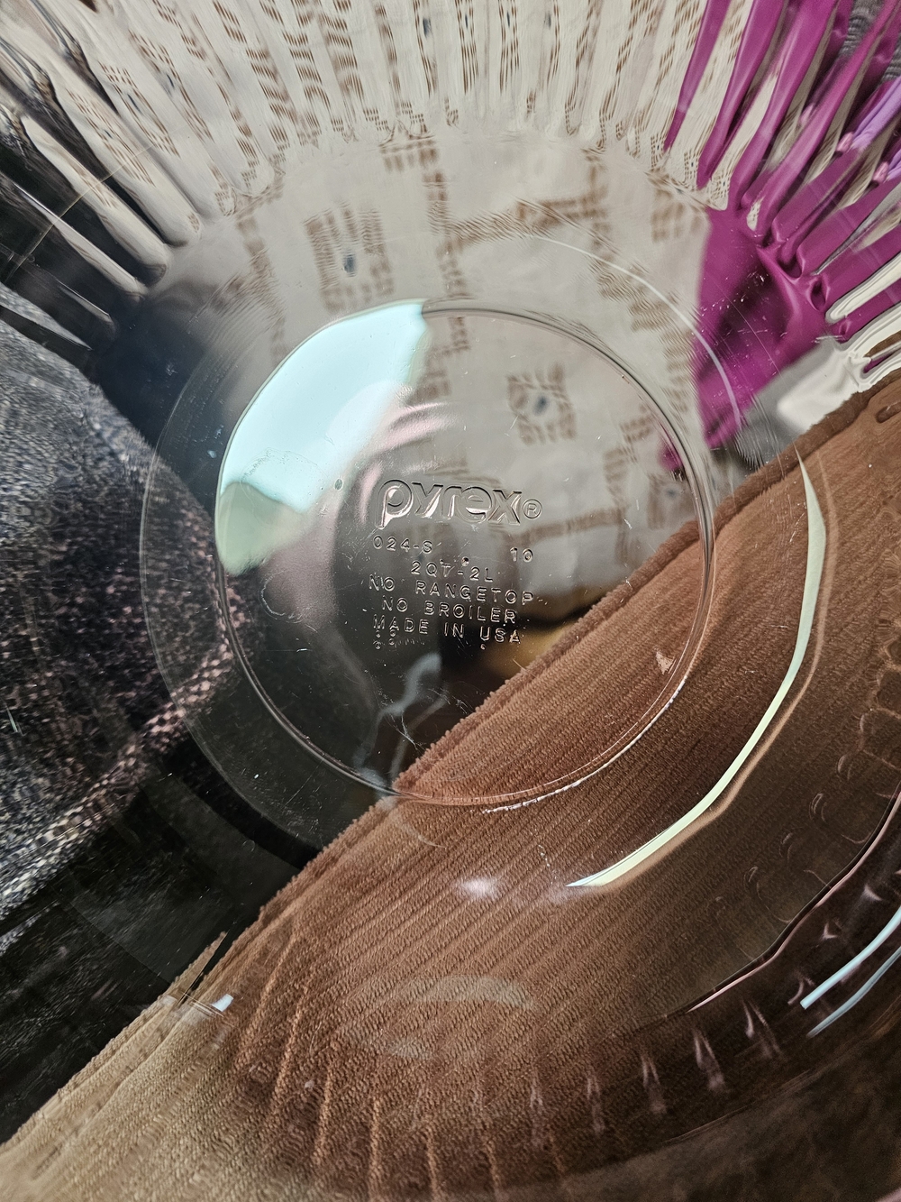 Pyrex Cranberry Colored Dish - Picture 3 of 4